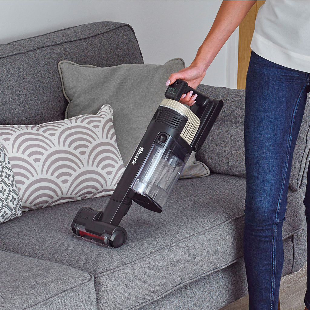 Shark Stratos Anti Hair Wrap Plus Pet Pro Cordless Vacuum (Single Battery) IZ400UKT