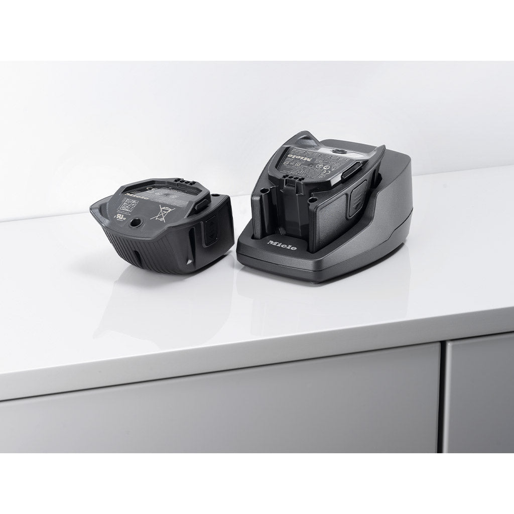 Miele Triflex HX2 Pro Cordless Vacuum Cleaner with Additional battery