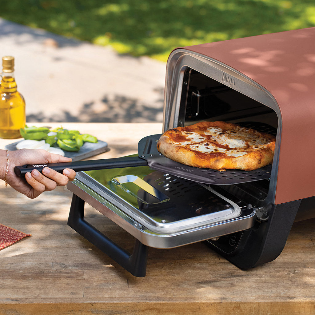 Ninja Woodfire Electric Outdoor Oven, Artisan Pizza Maker BBQ
