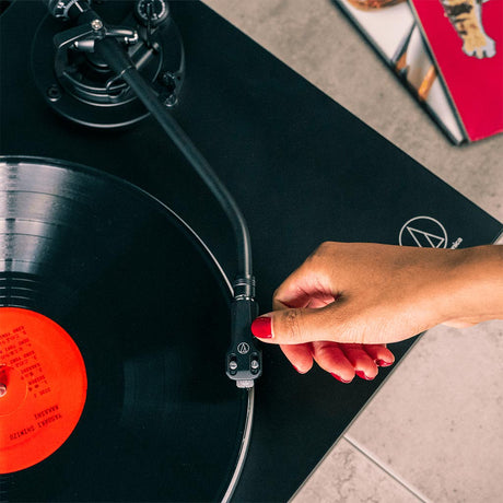 Audio Technica AT-LP5X Manual Belt-Drive Turntable